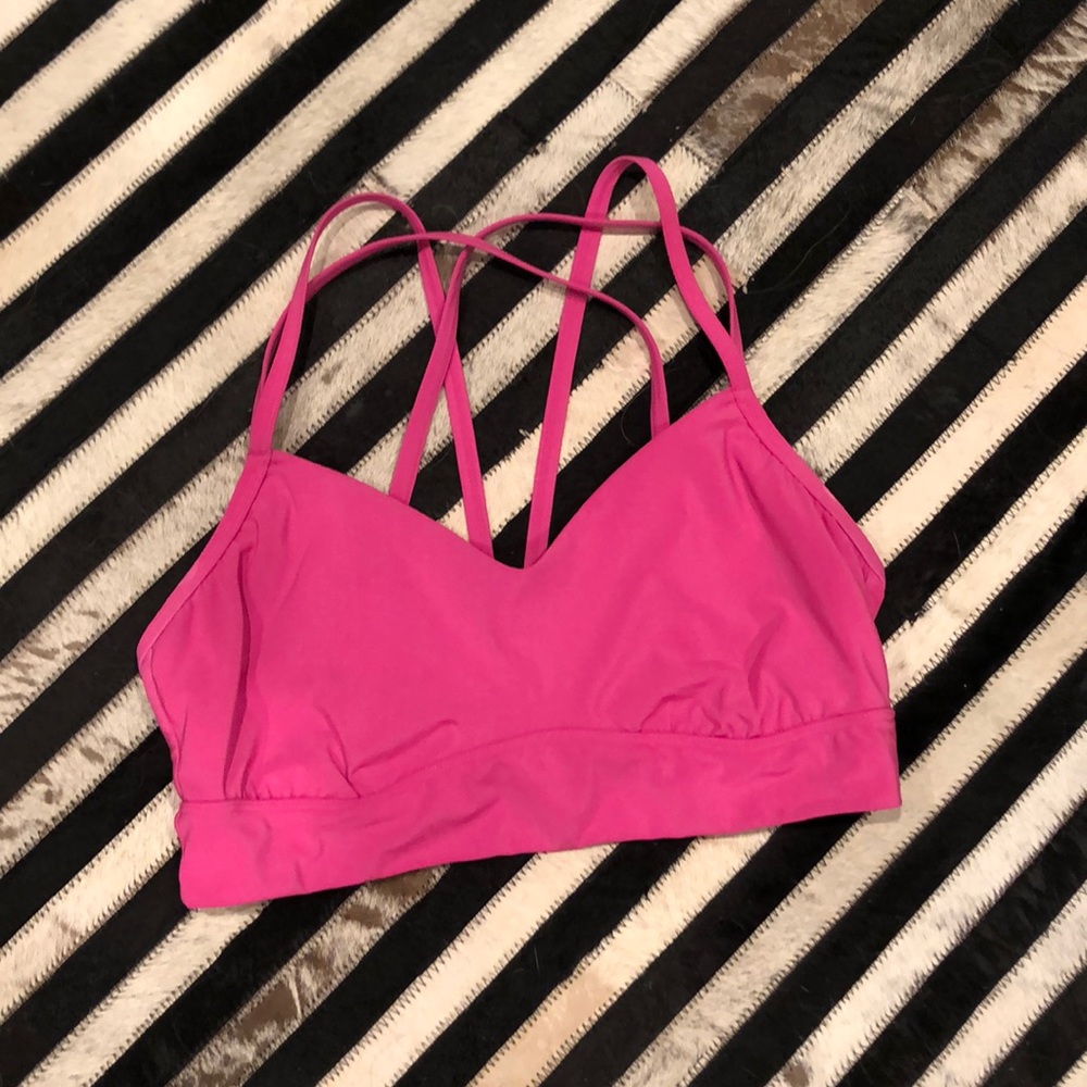 💕💪🏼 Perfect All In Motion Hot Pink Sports Bra